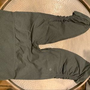 In the flow crop green